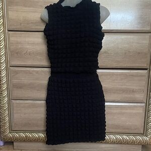 Sleeveless Textured Black Women's Top and Skirt